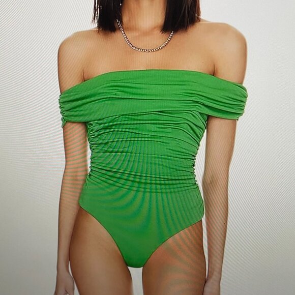 FTF Women's Off Shoulder Styling Sheila Bodysuit Tops Green Size 1 New - Picture 1 of 14
